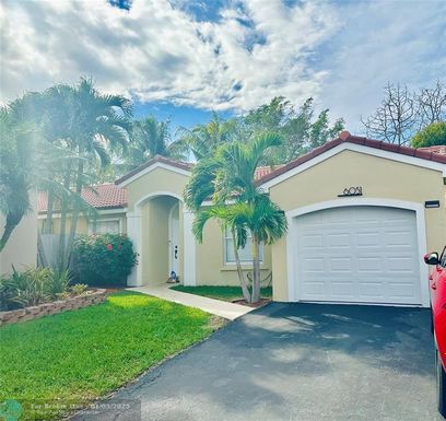 6051 44th Ln, Coconut Creek, FL 33073