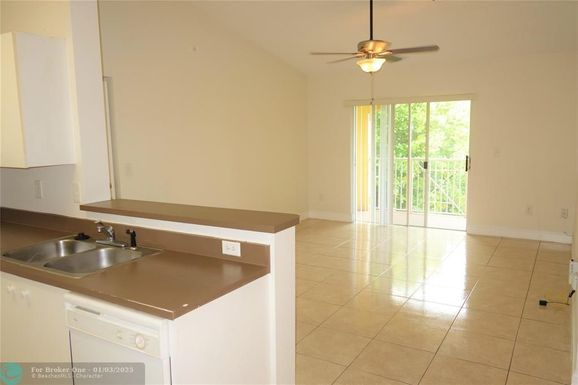 5580 61st St, Coconut Creek, FL 33073