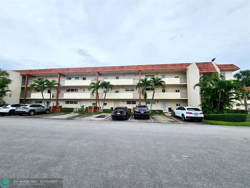 8980 Hollybrook Blvd, Pembroke Pines, FL 33025