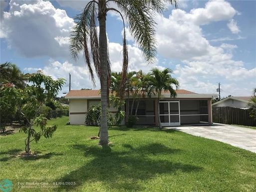 430 1st St, Boca Raton, FL 33432