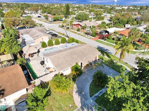 1301 2nd Ter, Deerfield Beach, FL 33441