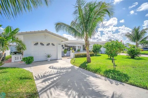 1904 17th Ave, Boynton Beach, FL 33426