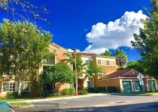 4820 State Road 7, Pompano Beach, FL 33073