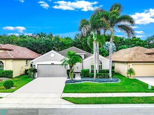 7638 Charing Cross Ln, Delray Beach, FL 33446