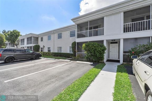 6243 Bay Club Dr, Fort Lauderdale, FL 33308