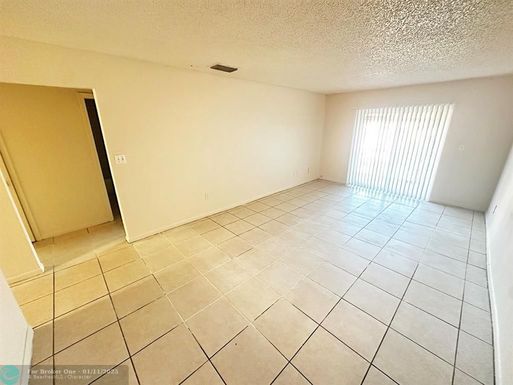 2221 58th Ter, Lauderhill, FL 33313