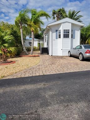 3759 6th Glen, Okeechobee, FL 34974