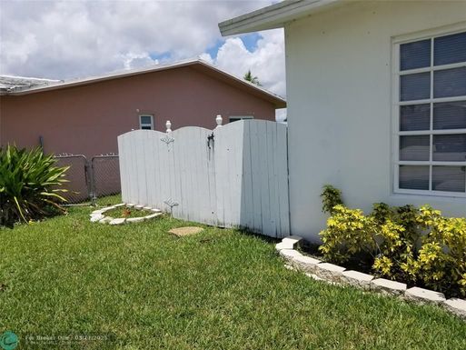 6631 22nd St, Margate, FL 33063