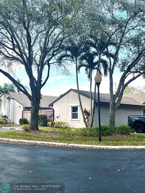 101 115th Ave, Plantation, FL 33325