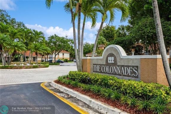 732 91st Ter, Plantation, FL 33324