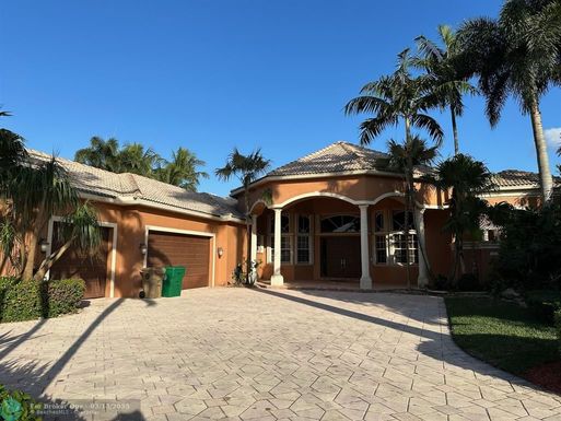 2850 Stonebrook Cir, Davie, FL 33330