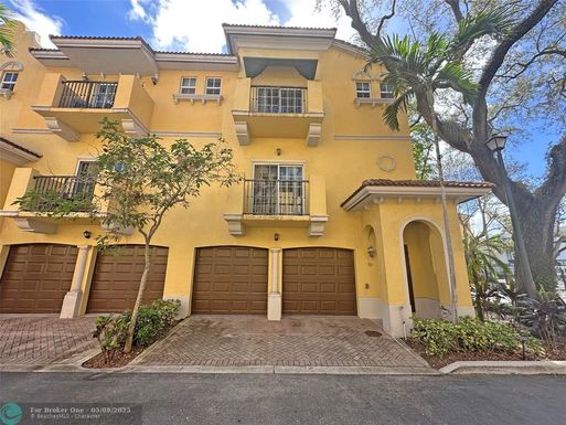 2524 14th Ave, Fort Lauderdale, FL 33315