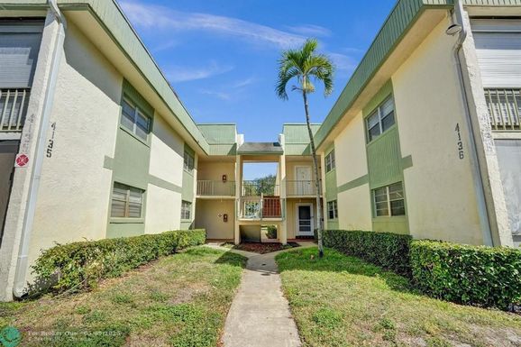 4135 88th Ave, Coral Springs, FL 33065