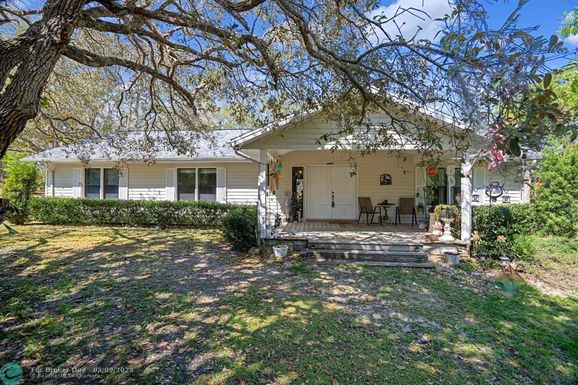 12155 Rock Duck Ave, Weeki Wachee, FL 34614