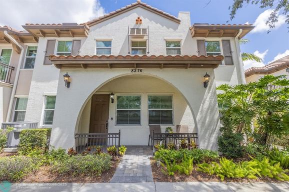 8276 Cascada Isles Dr, Cooper City, FL 33024