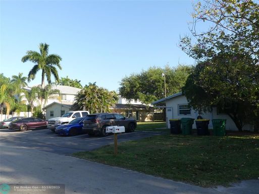 3294 44th St, Fort Lauderdale, FL 33312