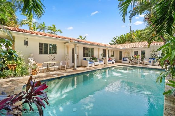 3360 17th Ave, Oakland Park, FL 33334