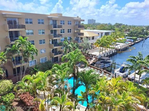 1421 Ocean Blvd, Pompano Beach, FL 33062