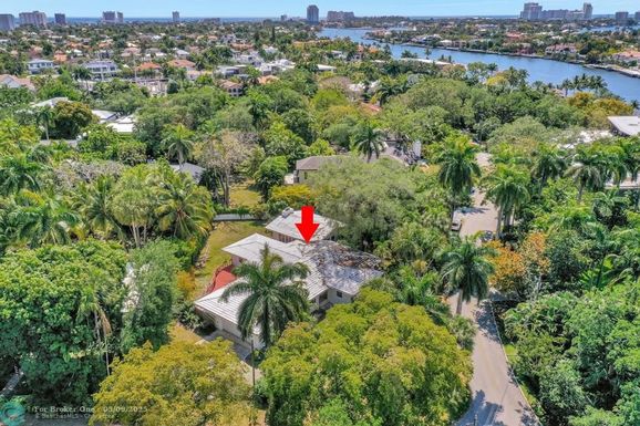 1601 Brickell Dr, Fort Lauderdale, FL 33301