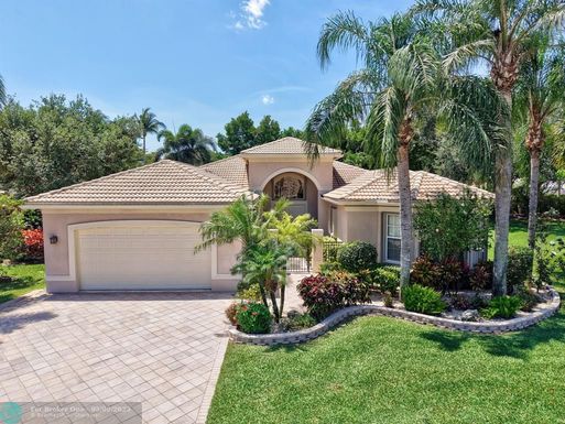 7300 Carmela Way, Delray Beach, FL 33446