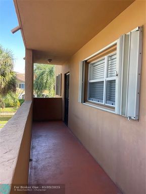 1891 81, North Lauderdale, FL 33068