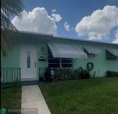 7600 Simms St, Hollywood, FL 33024