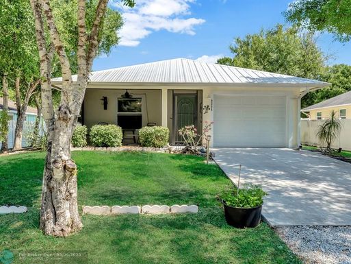 6266 5th Pl, Vero Beach, FL 32968