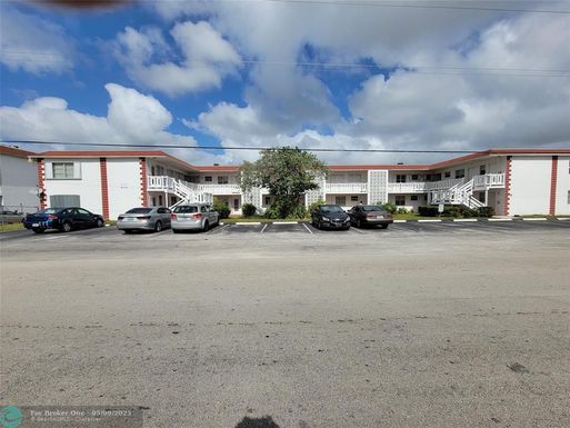 1320 43rd Ter, Lauderhill, FL 33313