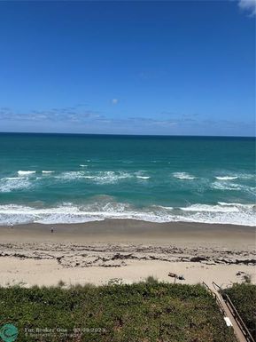 9900 Ocean Dr, Jensen Beach, FL 34957