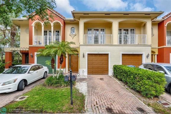 115 Bella Vita Dr, Royal Palm Beach, FL 33411