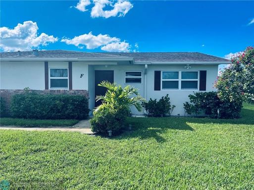 2725 Emory Dr, West Palm Beach, FL 33415