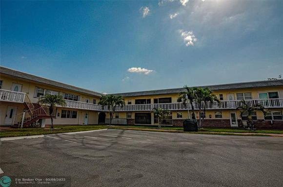 1455 12th Ct, Hollywood, FL 33019