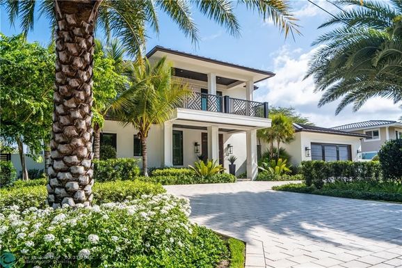2349 24th St, Lighthouse Point, FL 33064