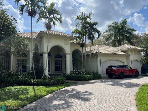 6387 120th Dr, Coral Springs, FL 33076