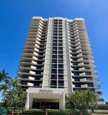 108 Lakeshore Dr, North Palm Beach, FL 33408