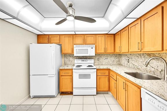 1902 Bermuda Cir, Coconut Creek, FL 33066