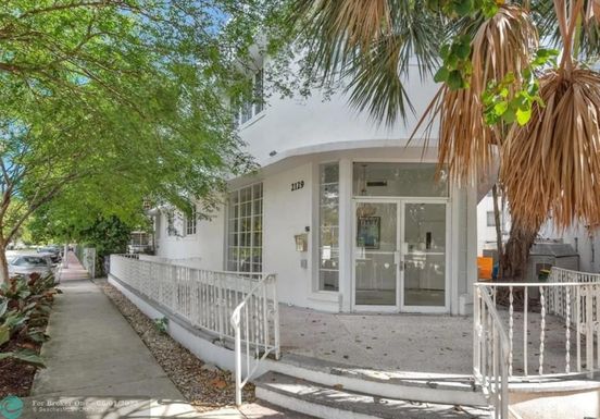 2129 Washington Ave, Miami Beach, FL 33139