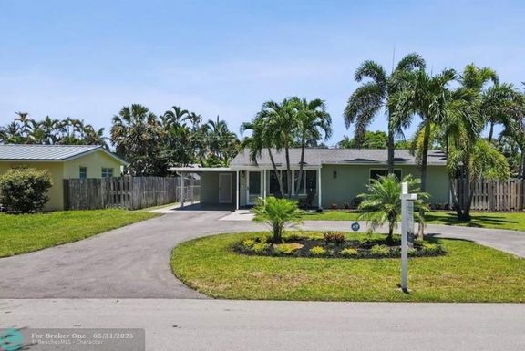 409 27th Dr, Wilton Manors, FL 33334