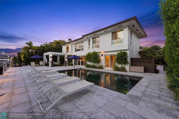 325 Seven Isles Dr, Fort Lauderdale, FL 33301