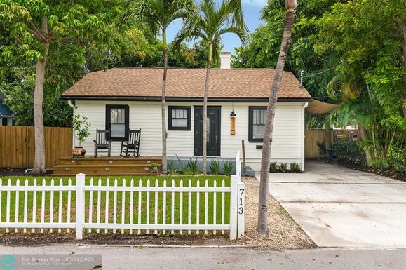 713 17th Rd, Fort Lauderdale, FL 33304