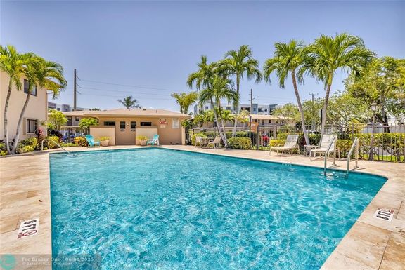 2912 8th Ter, Wilton Manors, FL 33334