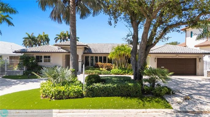 3220 57th Ct, Fort Lauderdale, FL 33308