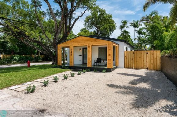 648 16th Ter, Fort Lauderdale, FL 33304