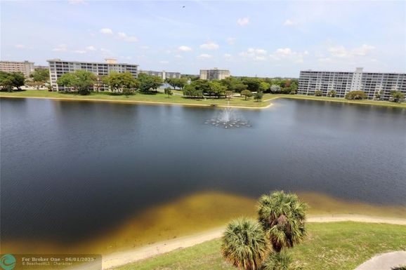 2801 Palm Aire Dr, Pompano Beach, FL 33069