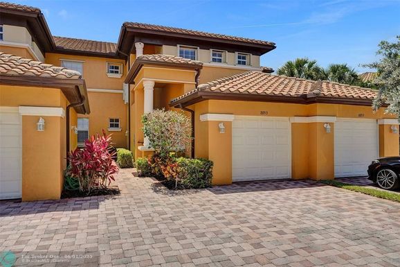 8053 128th Ln, Parkland, FL 33076
