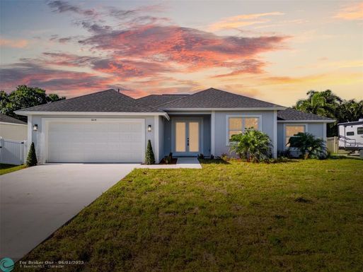 1014 Fisherman Ave, Port St Lucie, FL 34953