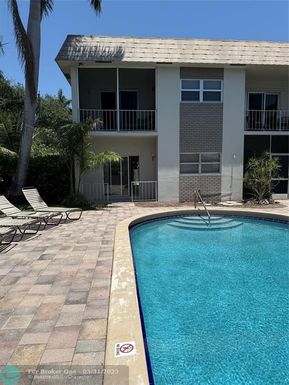 1581 34th Ct, Oakland Park, FL 33334