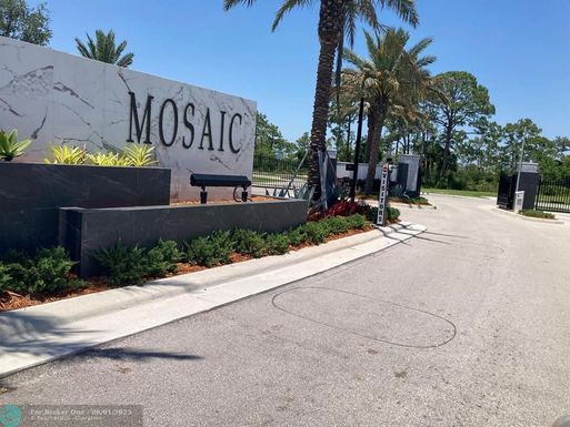 2737 Ashfield Dr, Port St Lucie, FL 34984