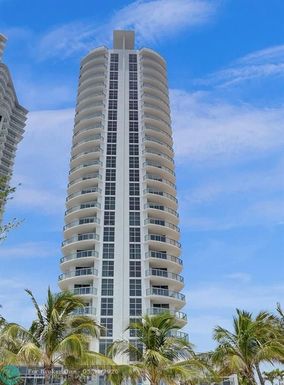 18683 Collins Ave, North Miami Beach, FL 33160