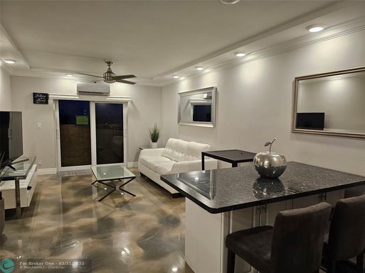 200 Birch Rd, Fort Lauderdale, FL 33316